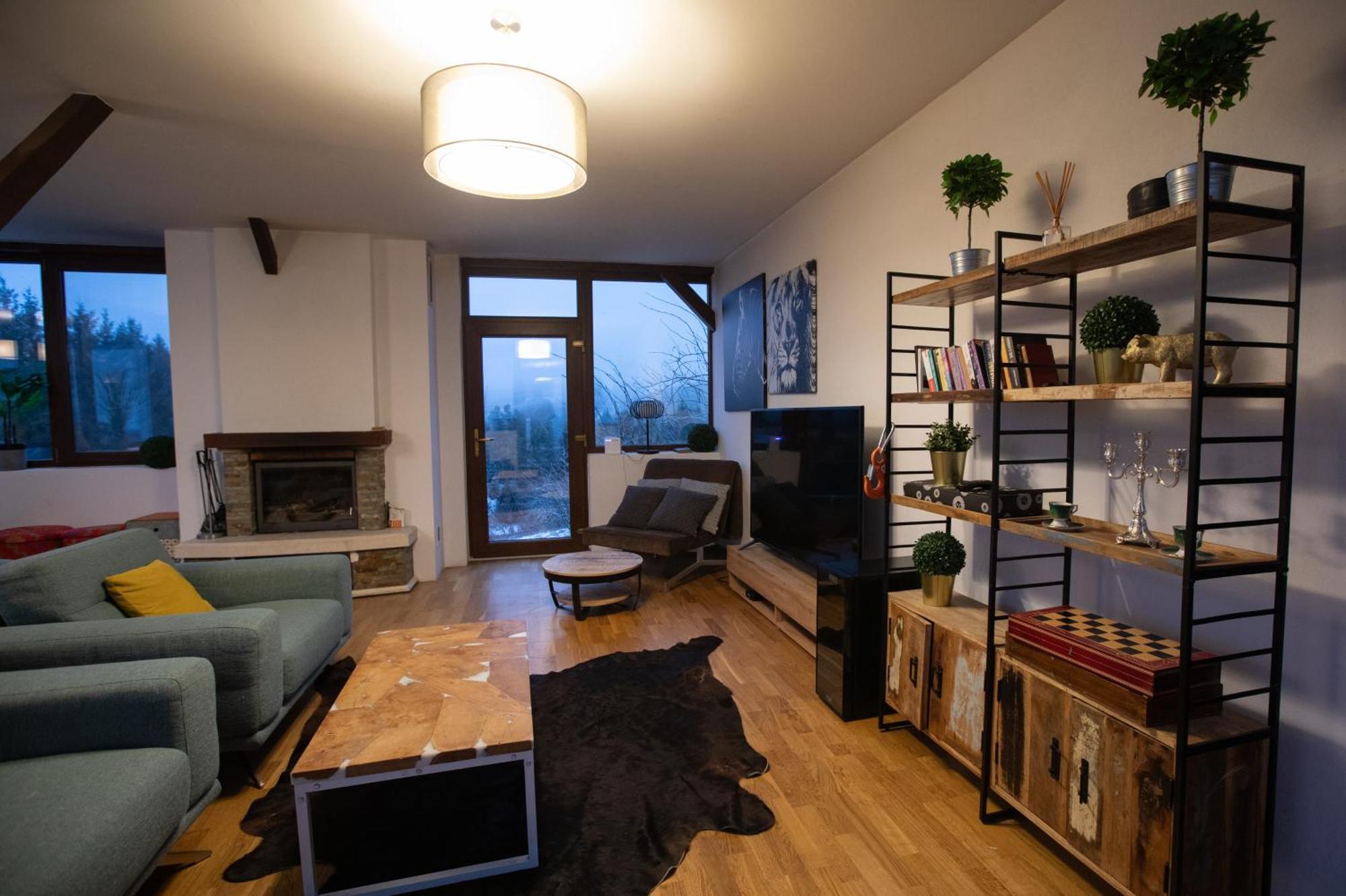Maison De L'Amour Brebu Nou Екстер'єр фото